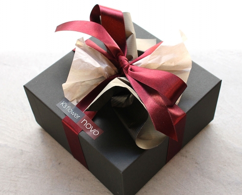 Square Box Arrangement Wrapping Image
